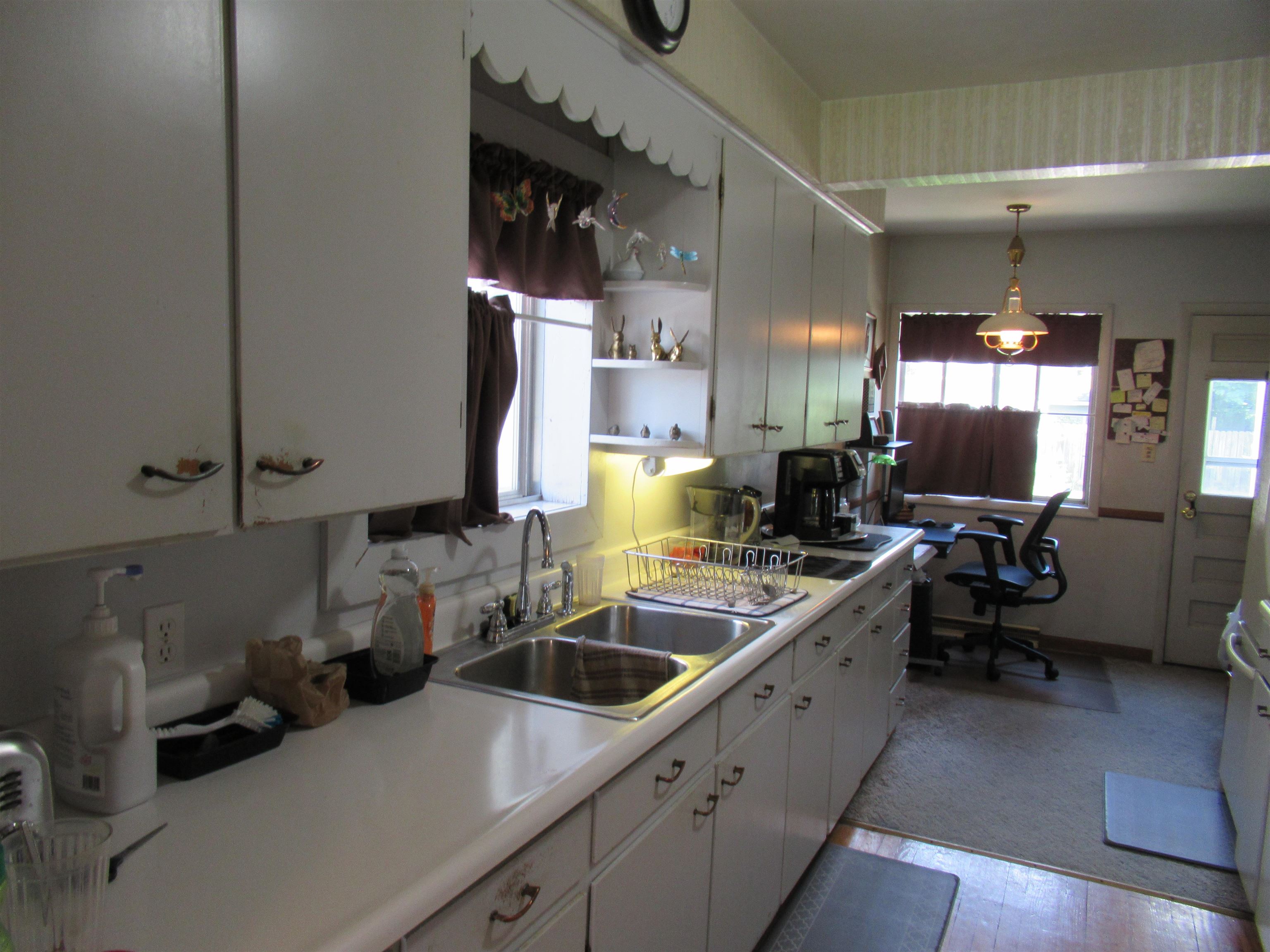 326 North McKinley Road Flushing, MI 48433 - Photo 10 of 41 50147452-8bfebb22-3939-4fef-b8e0-8caaafc3d425.JPG