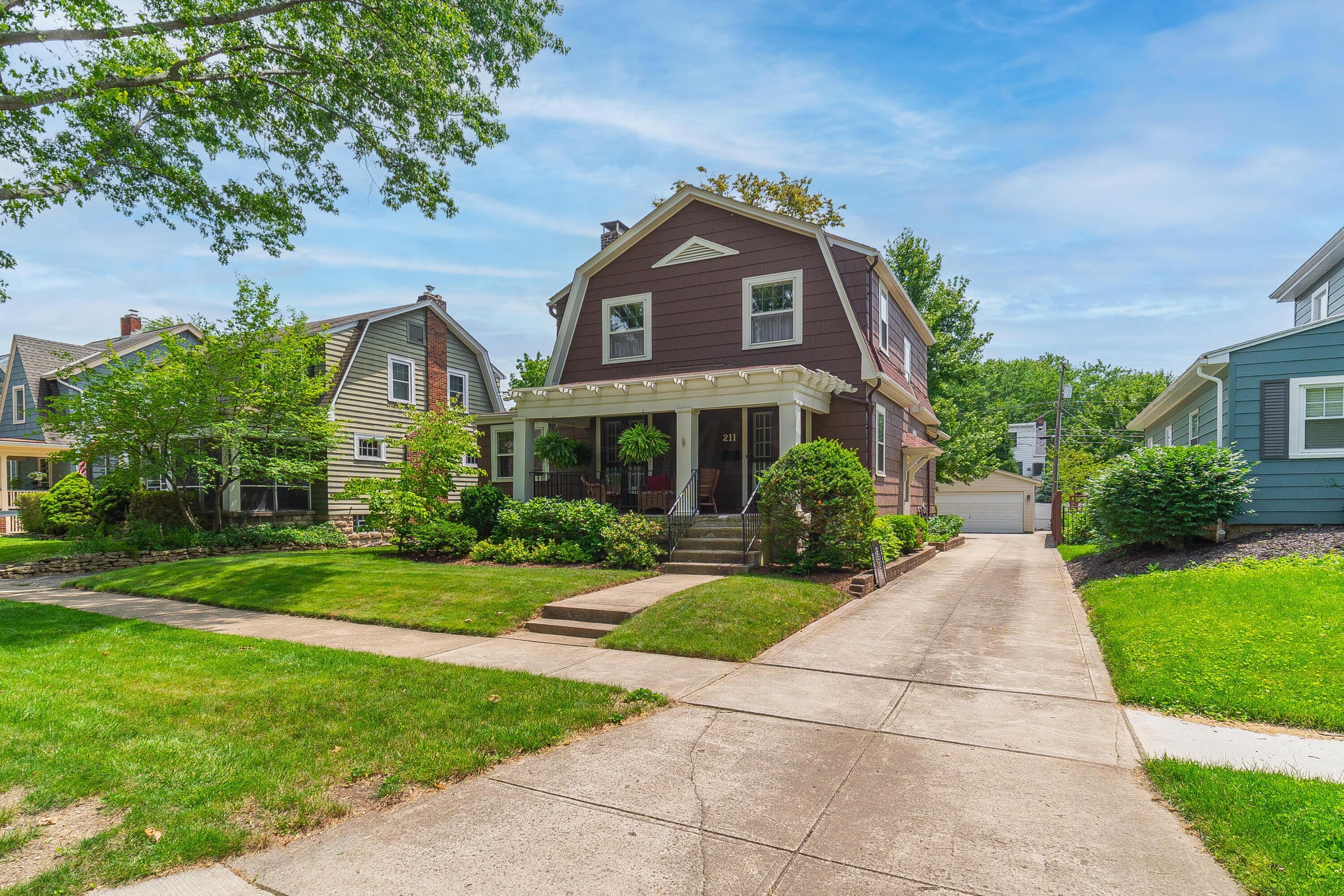 211 Fallis Road Columbus, OH 43214 - Photo 2 of 46 211 Fallis Rd-3