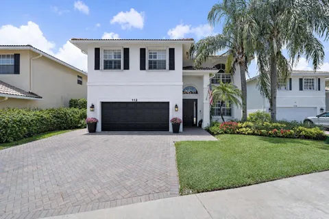 $950,000 | 112 Hidden Hollow Drive, Palm Beach Gardens, FL 33418