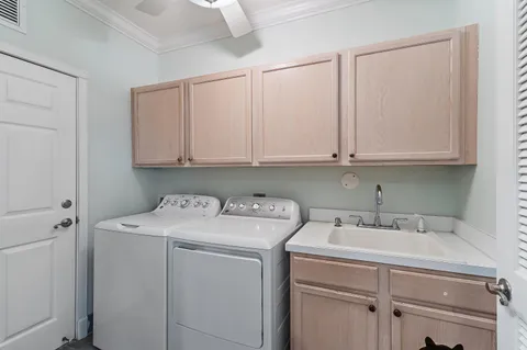 $950,000 | 112 Hidden Hollow Drive, Palm Beach Gardens, FL 33418