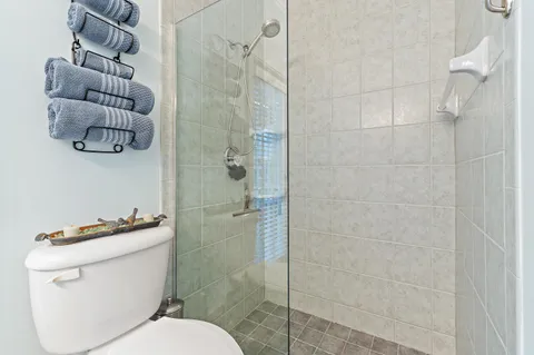 $997,000 | 112 Hidden Hollow Drive, Palm Beach Gardens, FL 33418