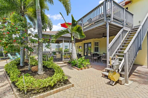 $997,000 | 112 Hidden Hollow Drive, Palm Beach Gardens, FL 33418