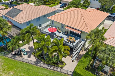 $997,000 | 112 Hidden Hollow Drive, Palm Beach Gardens, FL 33418