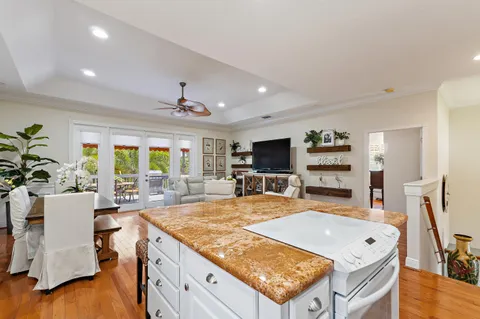 $950,000 | 112 Hidden Hollow Drive, Palm Beach Gardens, FL 33418