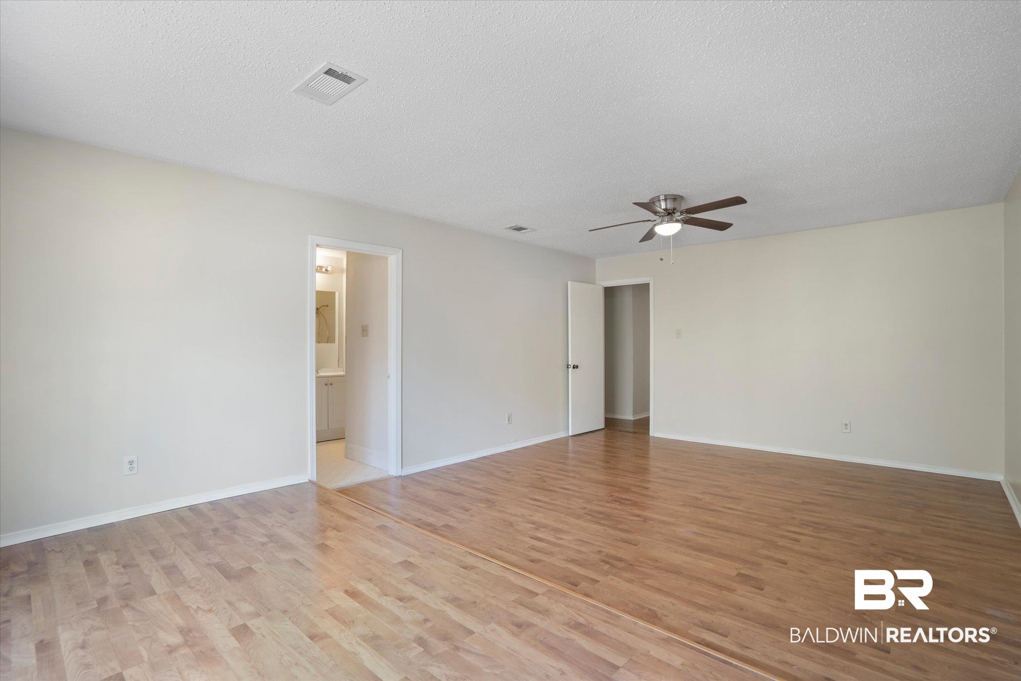 5812 Fern Valley Road Mobile, AL 36609 - Photo 13 of 23