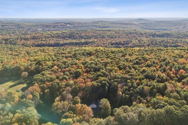 $340,000 | 435 Ithiel Gordon Road, Mount Vernon, ME 04352