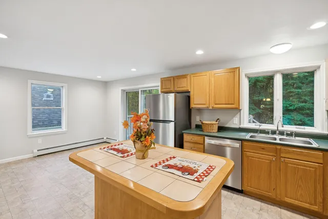 $340,000 | 435 Ithiel Gordon Road, Mount Vernon, ME 04352