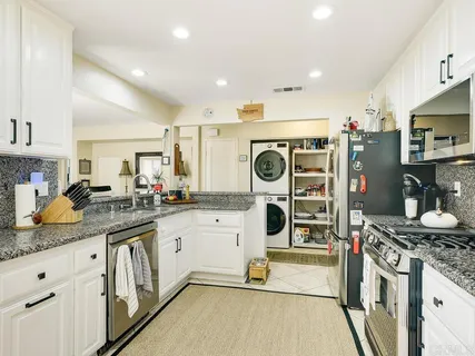 $1,640,000 | 31 Delaport Court, Coronado, CA 92118