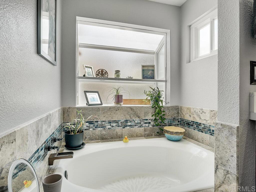 31 Delaport Court Coronado, CA 92118 - Photo 21 of 34