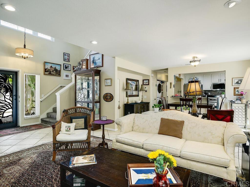 31 Delaport Court Coronado, CA 92118 - Photo 8 of 34