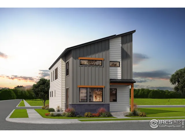 a front view of house with yard