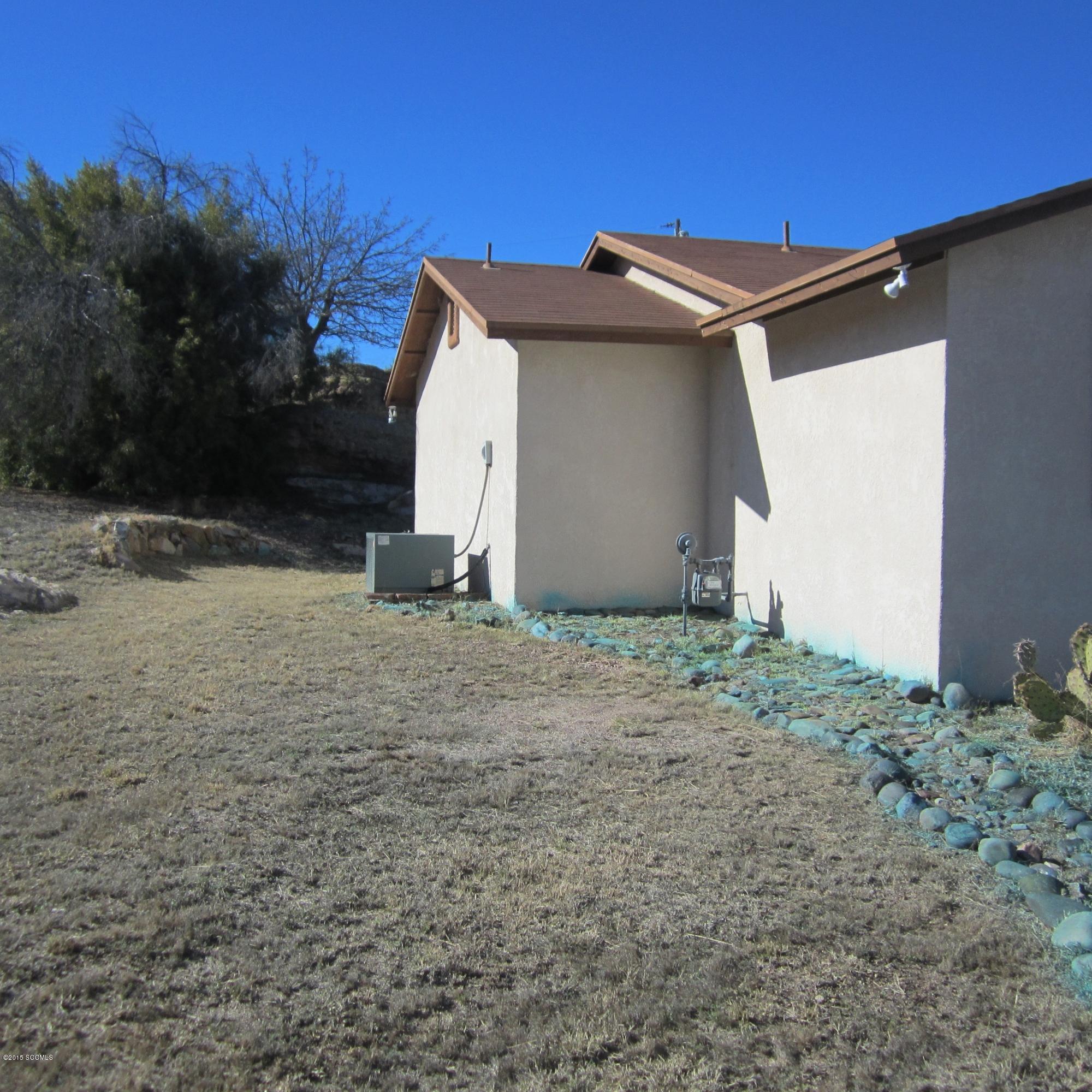 431 North Adams Street Nogales, AZ 85621 - Photo 2 of 14