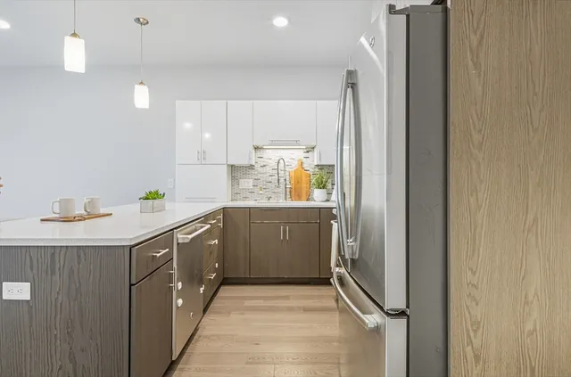 $670,000 | 18 Cliveden Street, Unit 201W, Quincy, MA 02169