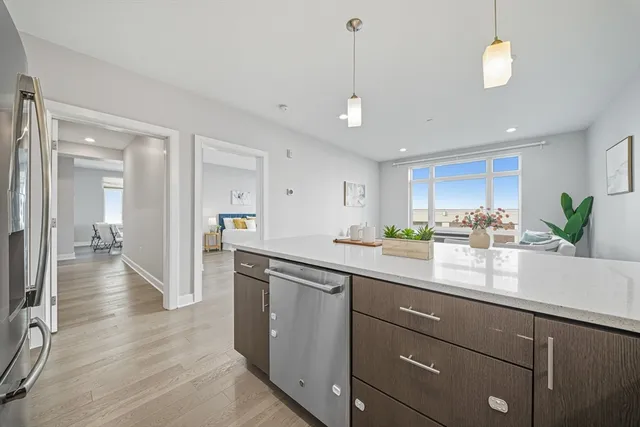 $670,000 | 18 Cliveden Street, Unit 201W, Quincy, MA 02169