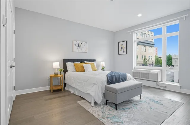 $670,000 | 18 Cliveden Street, Unit 201W, Quincy, MA 02169