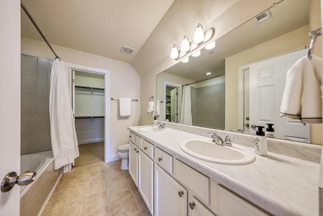 $2,600 | 2304 South Lakeline Boulevard, Unit 393, Cedar Park, TX 78613