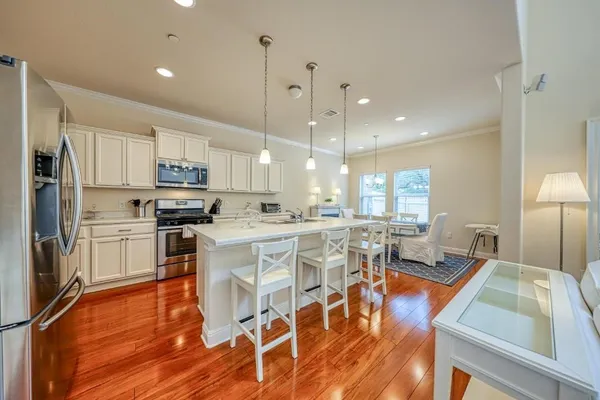 $2,550 | 2304 South Lakeline Boulevard, Unit 393, Cedar Park, TX 78613