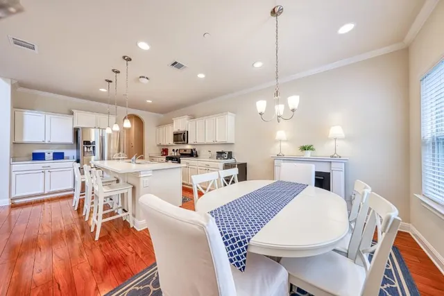 $2,600 | 2304 South Lakeline Boulevard, Unit 393, Cedar Park, TX 78613