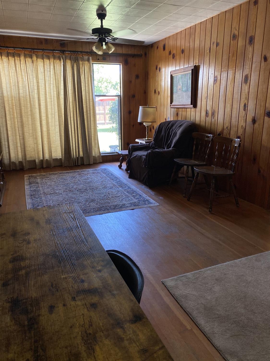 176 East Linden Avenue Reedley, CA 93654 - Photo 10 of 33 Gallery Image 10
