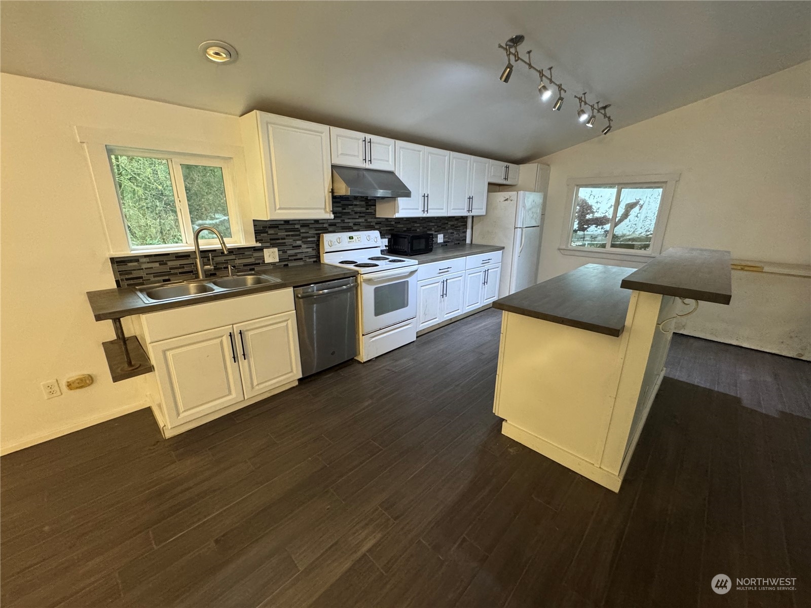 46503 Baker Loop Road Concrete, WA 98237 - Photo 7 of 18 Gallery Image 7