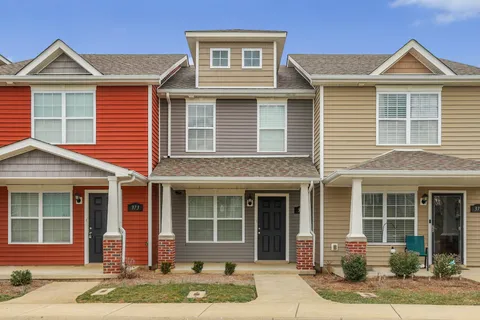 $199,700 | 375 Sam Houston Circle, Clarksville, TN 37040