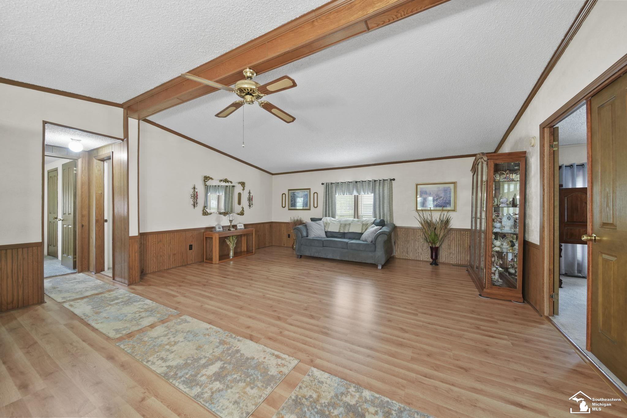 1256 Sandy Creek Road Monroe, MI 48162 - Photo 10 of 61 50178694-3cea1a9f-d156-4562-b1ee-e3d1b8e30109.JPG