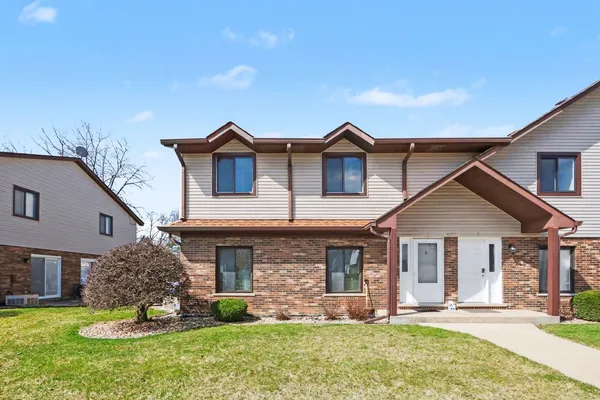 $249,900 | 16180 Apple Lane, Unit 3, Tinley Park, IL 60487