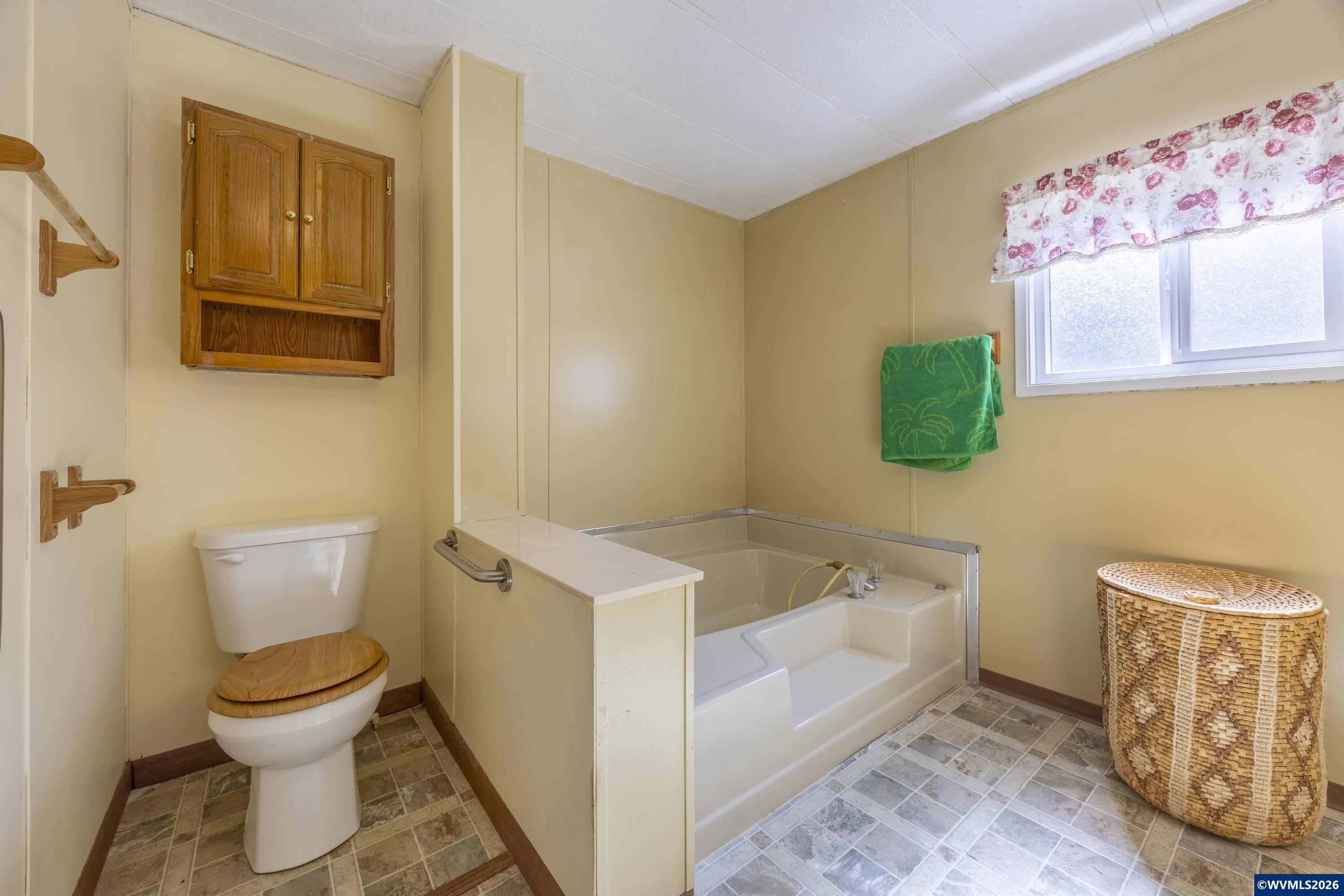 533 North Bayview Road Waldport, OR 97394 - Photo 40 of 49