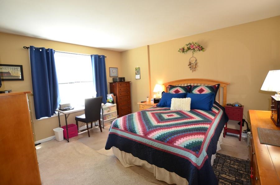 35 Fairmount Street Nashua, NH 03064 - Photo 6 of 27 Gallery Image 6