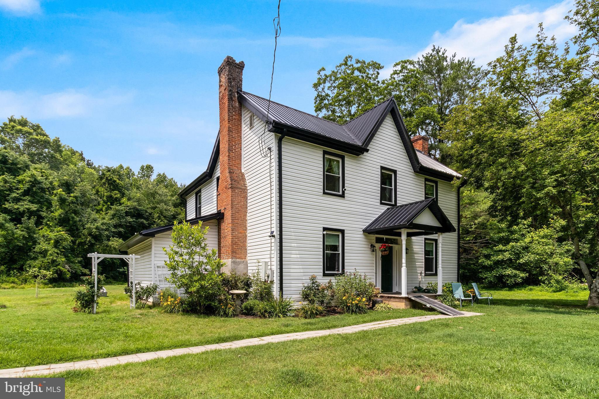 15065 Rock Point Road Newburg, MD 20664 - Photo 2 of 28 Gallery Image 2