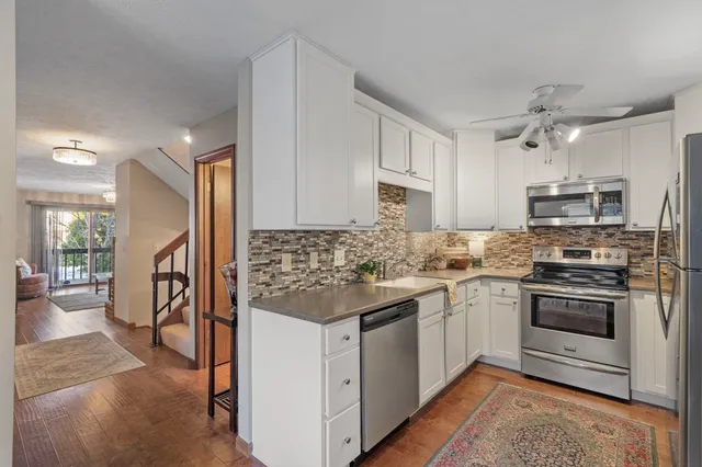 $289,900 | 1120 Terrace Park Drive, Bettendorf, IA 52722