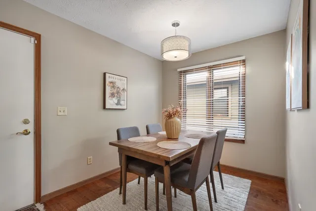 $289,900 | 1120 Terrace Park Drive, Bettendorf, IA 52722