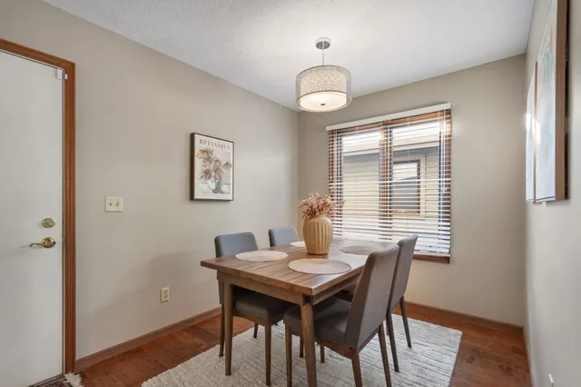 $289,900 | 1120 Terrace Park Drive, Bettendorf, IA 52722