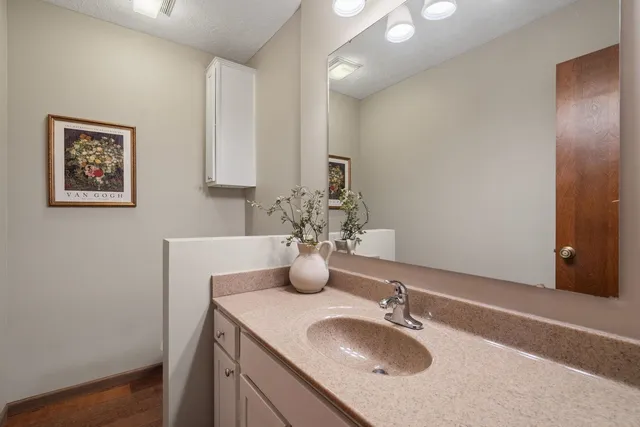 $289,900 | 1120 Terrace Park Drive, Bettendorf, IA 52722