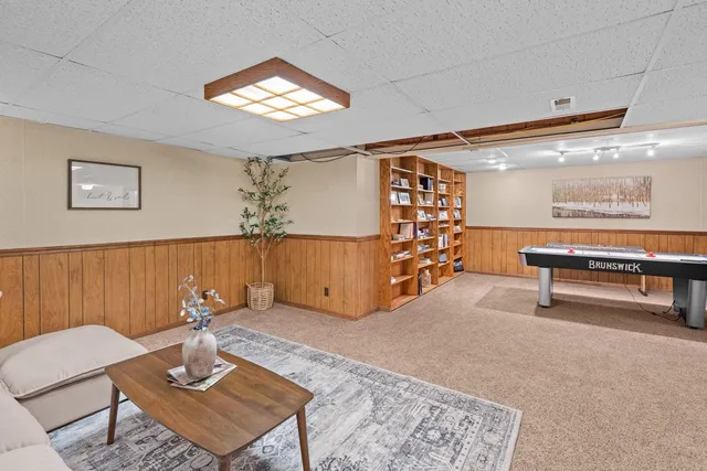 $289,900 | 1120 Terrace Park Drive, Bettendorf, IA 52722