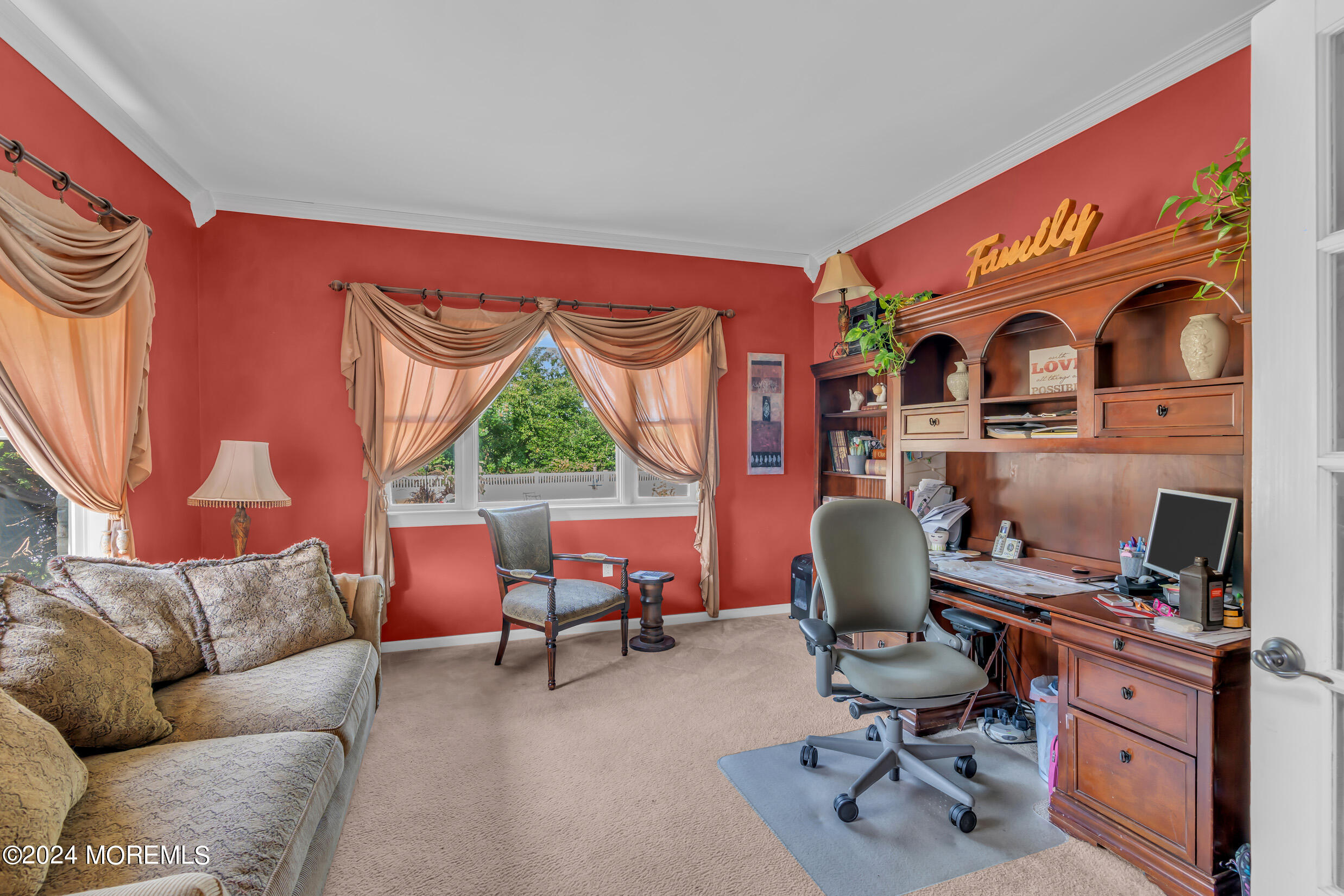 24 Ryjac Court Brick, NJ 08724 - Photo 9 of 57 a livingroom with workspace and a couch