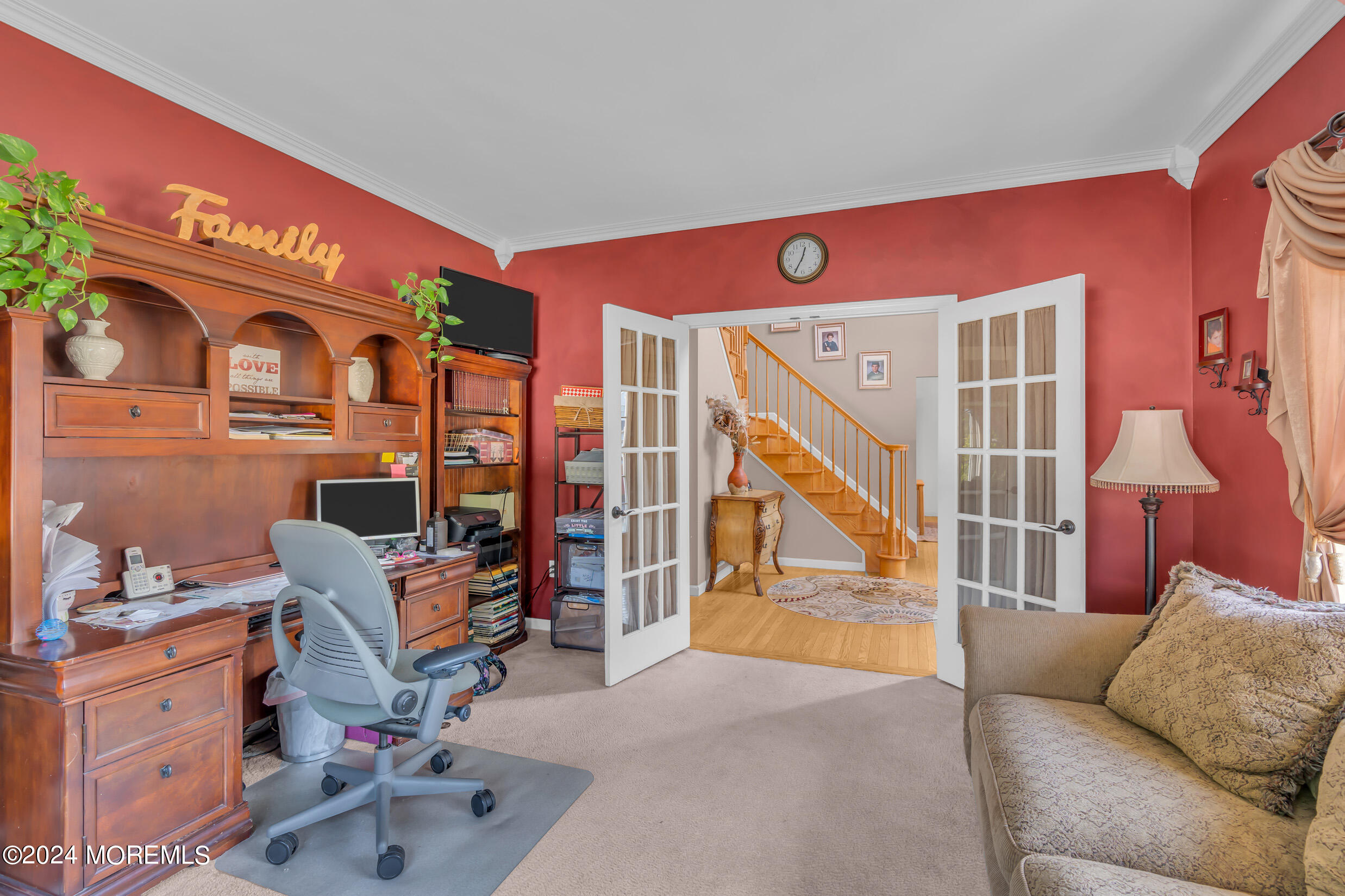 24 Ryjac Court Brick, NJ 08724 - Photo 10 of 57 a livingroom with workspace and a couch