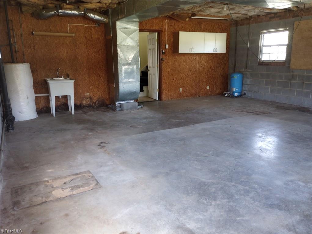 1060 Watts Road Walnut Cove, NC 27052 - Photo 12 of 21