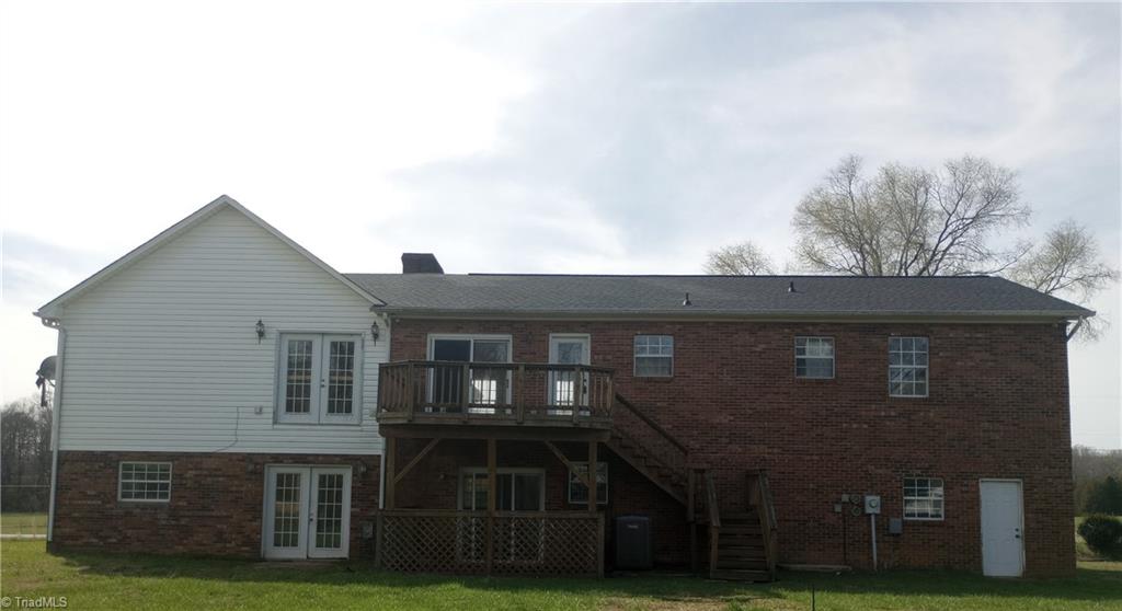 1060 Watts Road Walnut Cove, NC 27052 - Photo 2 of 21