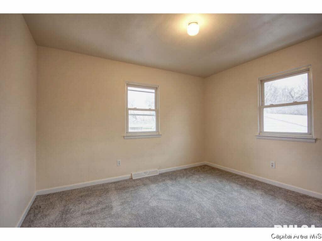 2240 East Watch Avenue Springfield, IL 62702 - Photo 16 of 36