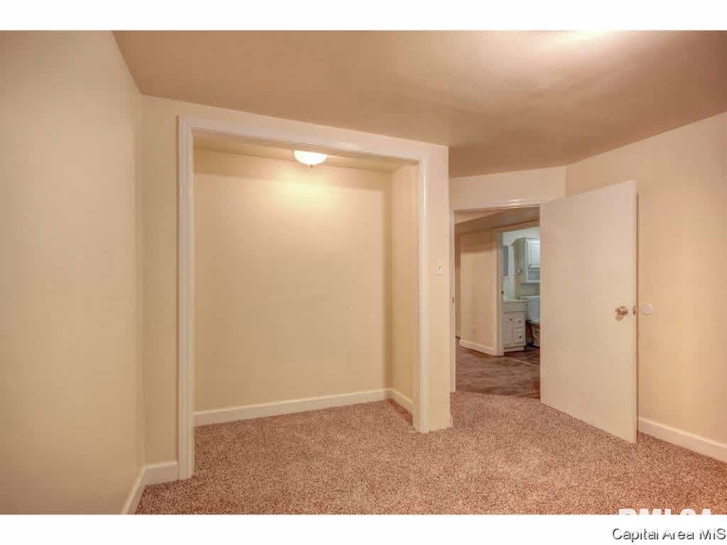 2240 East Watch Avenue Springfield, IL 62702 - Photo 22 of 36
