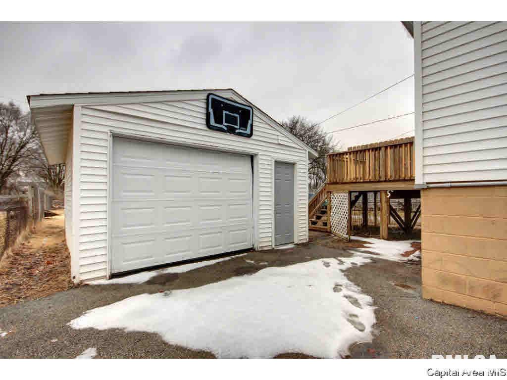 2240 East Watch Avenue Springfield, IL 62702 - Photo 34 of 36