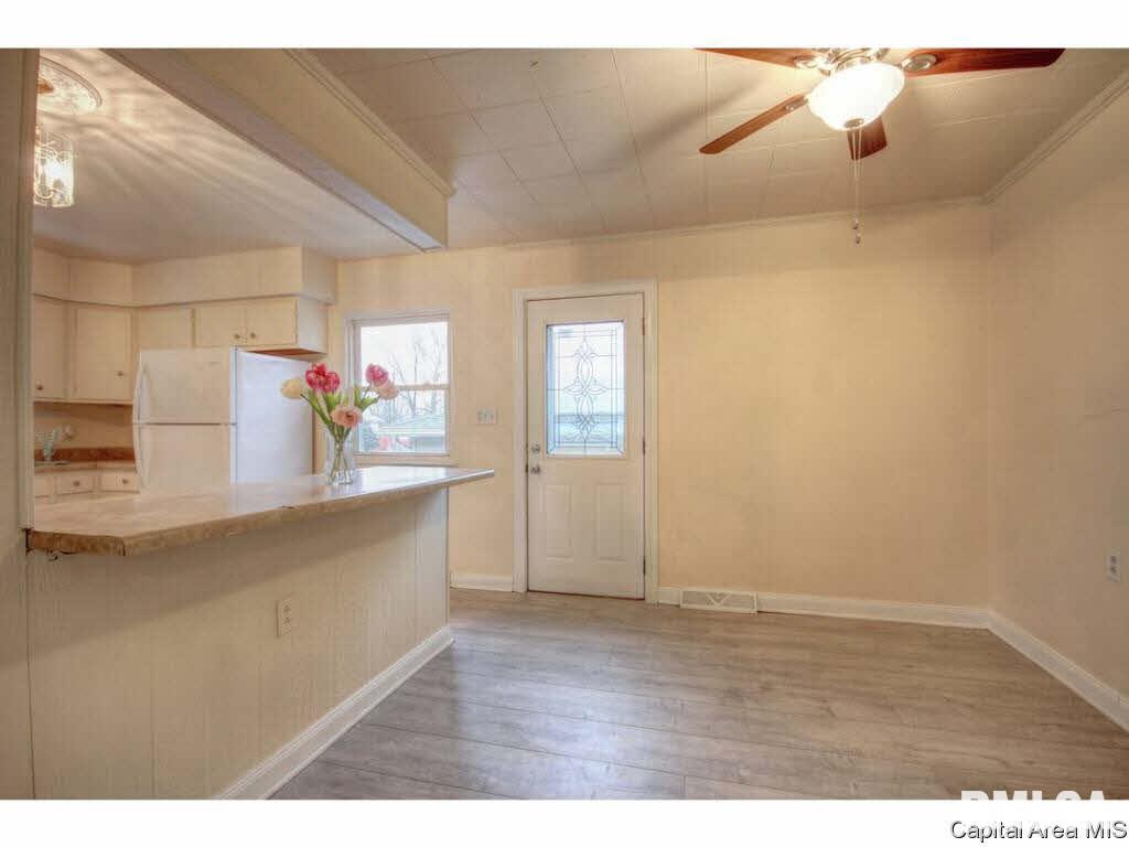 2240 East Watch Avenue Springfield, IL 62702 - Photo 10 of 36