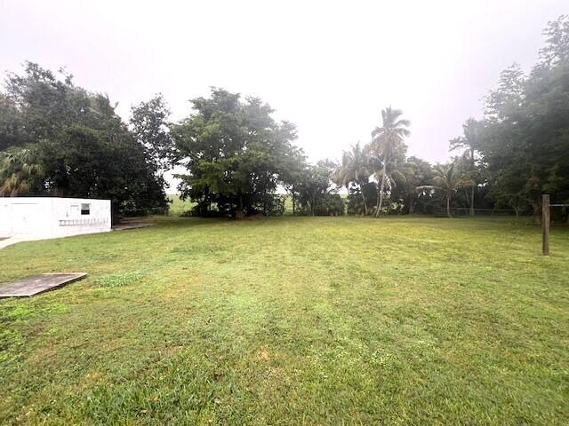2031 Bacom Point Road Pahokee, FL 33476 - Photo 14 of 29 IMG_9625