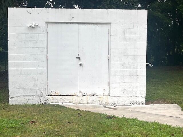 2031 Bacom Point Road Pahokee, FL 33476 - Photo 21 of 29 IMG_9637