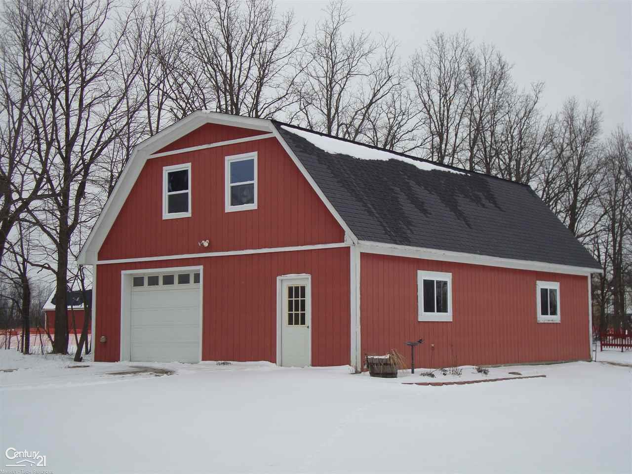 23075 Pratt Road Armada, MI 48005 - Photo 28 of 31 Pole Barn
