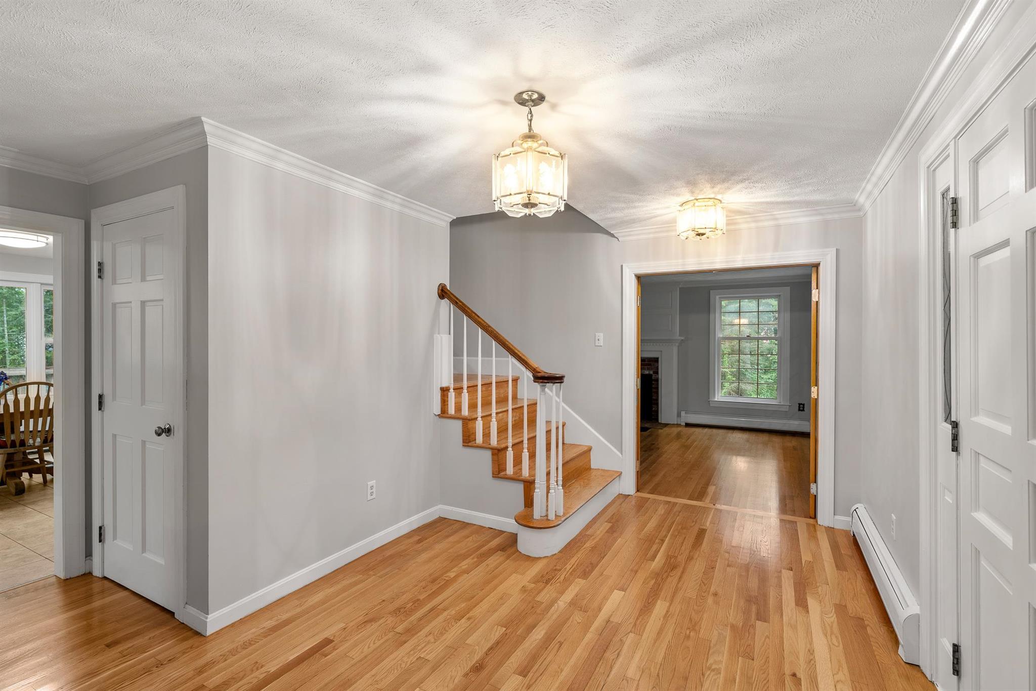 162 Hollis Road Amherst, NH 03031 - Photo 23 of 40