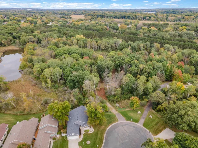 $1,268,500 | 561 X Heather Ridge Court, St. Paul, MN 55126