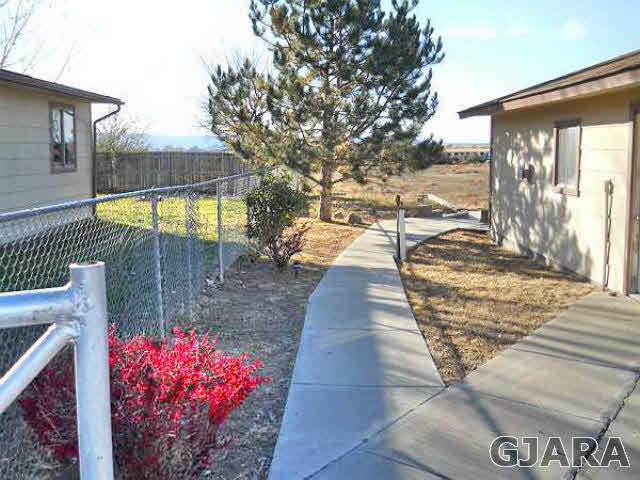 1301 20 Road Fruita, CO 81521 - Photo 10 of 15 a view of a backyard with sitting area