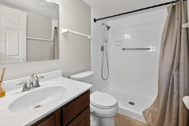 $218,800 | 1818 East Shorewood Boulevard, Unit 310, Shorewood, WI 53211